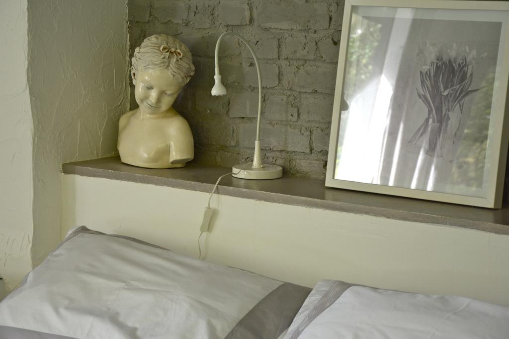 Chambres D'Hotes, Gites La Petite Madeleine La Madelaine-sous-Montreuil Εξωτερικό φωτογραφία